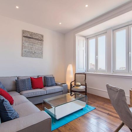Lovelystay - Comfortable Apartment With River Views リスボン エクステリア 写真