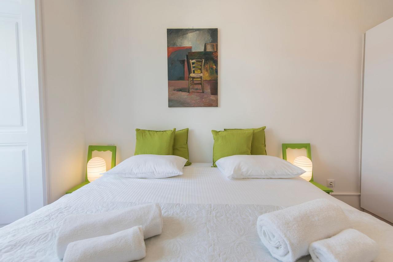 Lovelystay - Comfortable Apartment With River Views リスボン エクステリア 写真