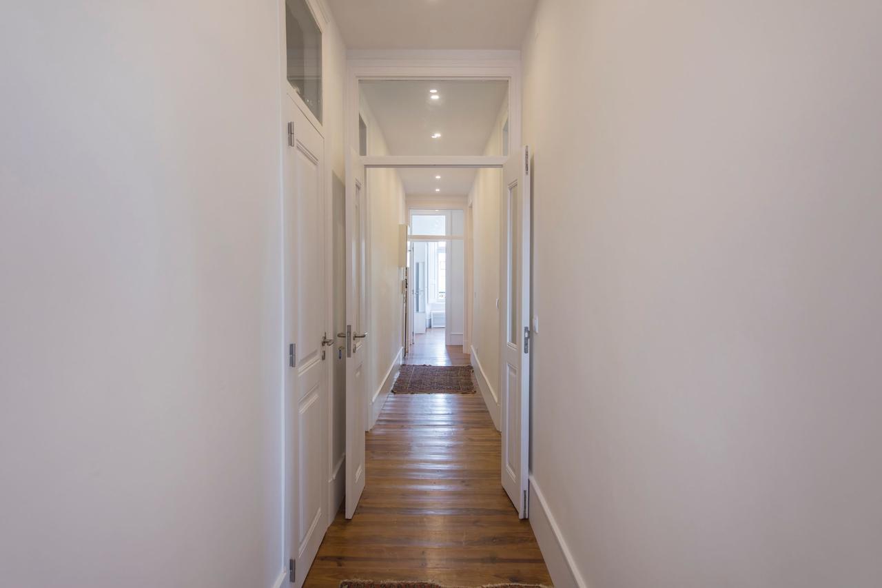 Lovelystay - Comfortable Apartment With River Views リスボン エクステリア 写真